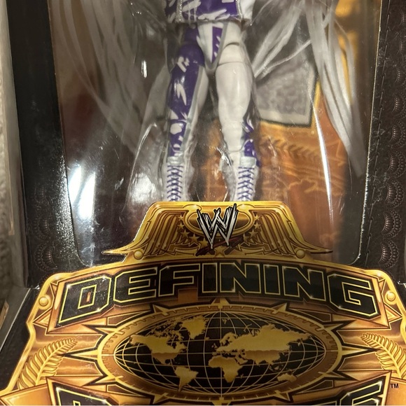 WWE DEFINING MOMENTS MACHO MAN RANDY SAVAGE NEW IN BOX, WRESTLEMANIA 7 FIGURE - Picture 3 of 11